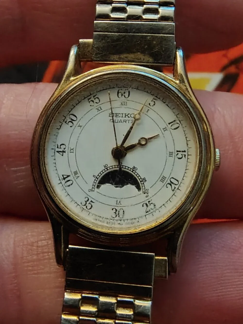 Seiko watch  glass needs polishing